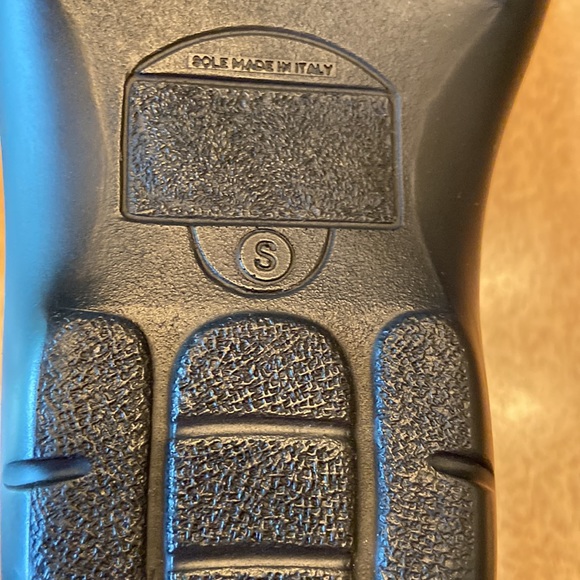 Tempur-Pedic Suede Leather Slippers ~ size S Small ~ Made in Italy - Picture 10 of 13